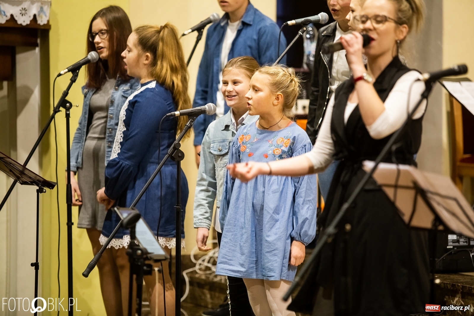Zdjęcie w galerii na portalu naszraciborz.pl: Koncert kolęd i pastorałek w kościele św. Krzyża w Studziennej wiadomości z regionu