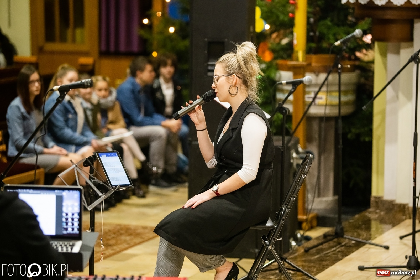 Zdjęcie w galerii na portalu naszraciborz.pl: Koncert kolęd i pastorałek w kościele św. Krzyża w Studziennej wiadomości z regionu