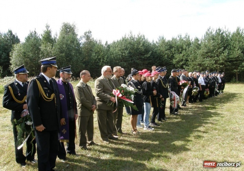 Zdjęcie w galerii na portalu naszraciborz.pl: Osiemnasta rocznica pożaru w Kuźni wiadomości z regionu