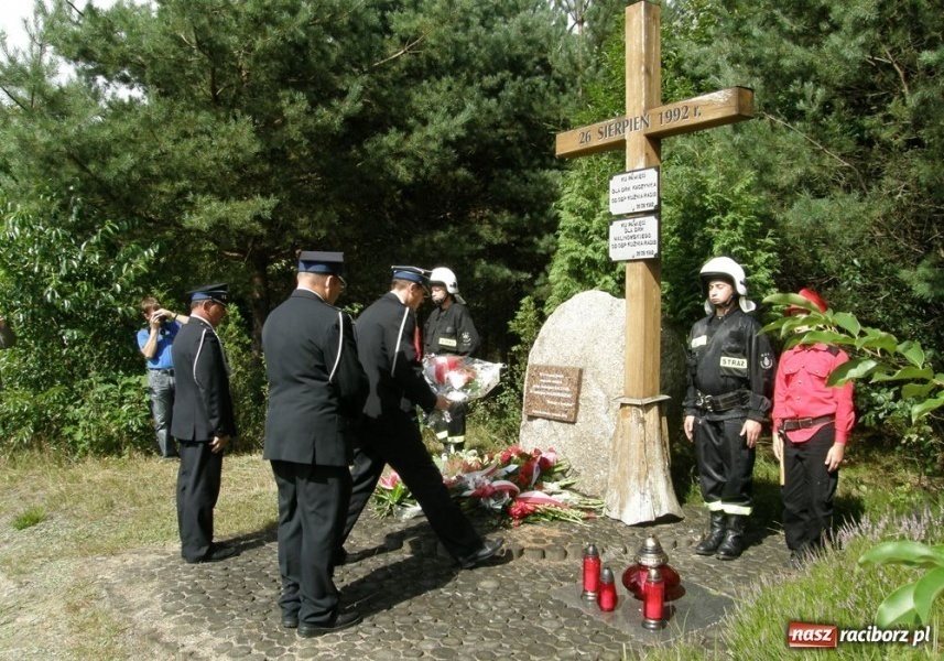 Zdjęcie w galerii na portalu naszraciborz.pl: Osiemnasta rocznica pożaru w Kuźni wiadomości z regionu