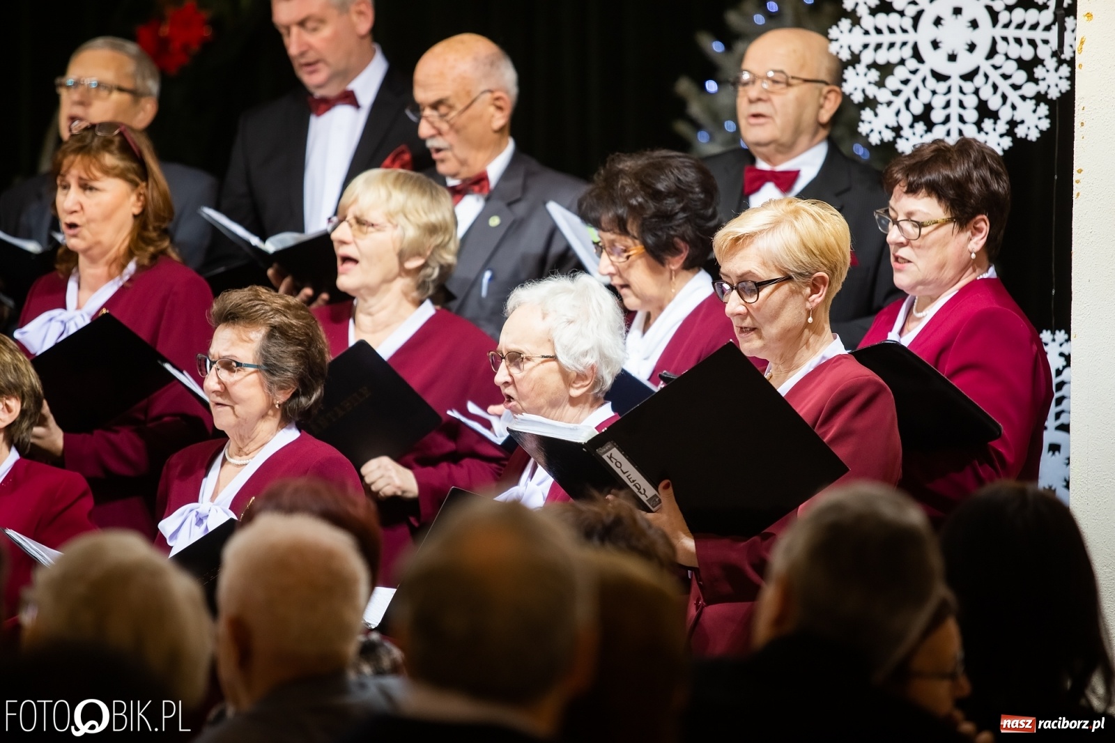 Zdjęcie w galerii na portalu naszraciborz.pl: Koncert Bożonarodzeniowy w Łubowicach wiadomości z regionu