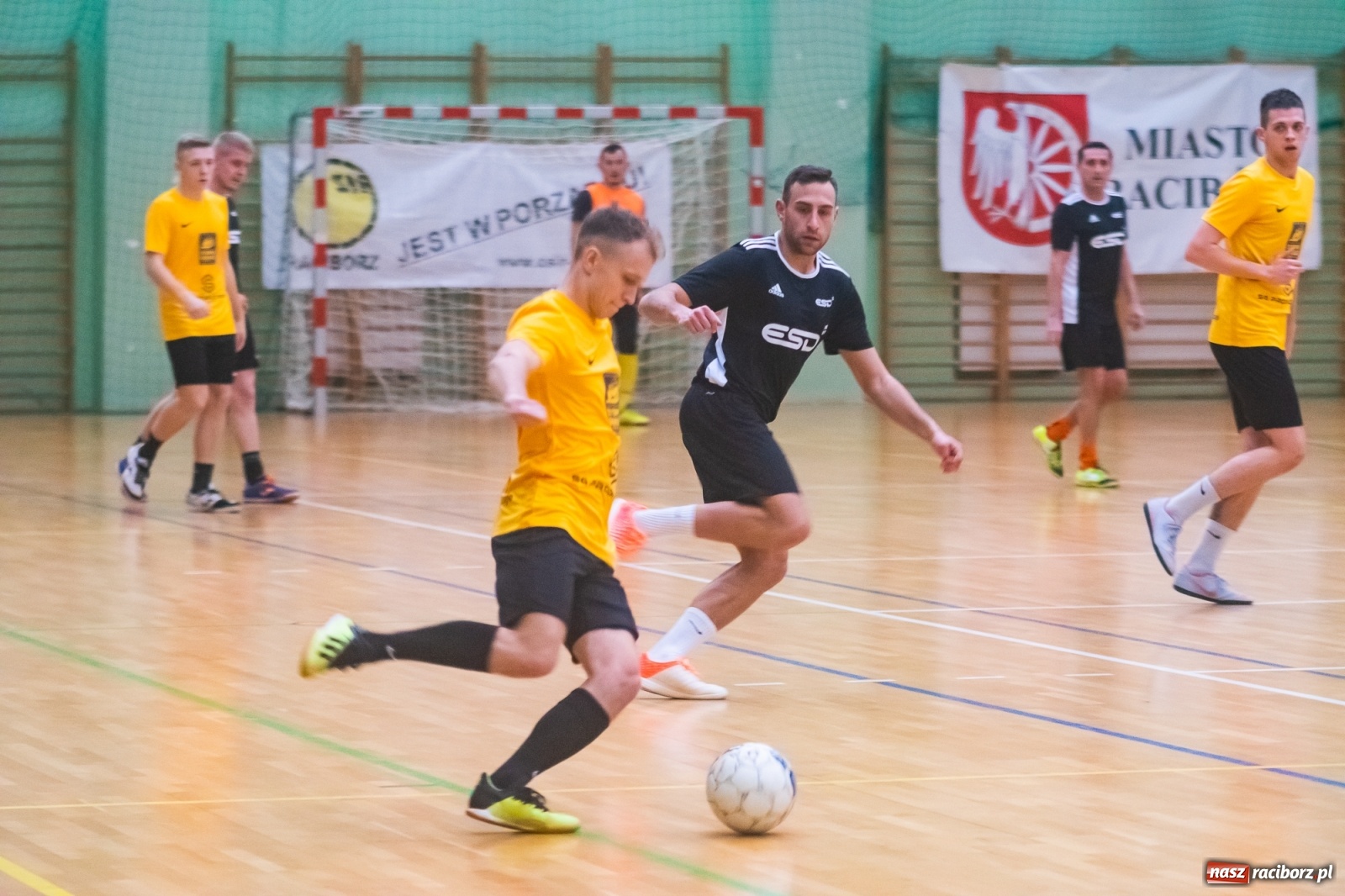 Zdjęcie w galerii na portalu naszraciborz.pl: Siódmy weekend rozgrywek HLPN za nami [FOTO] wiadomości z regionu