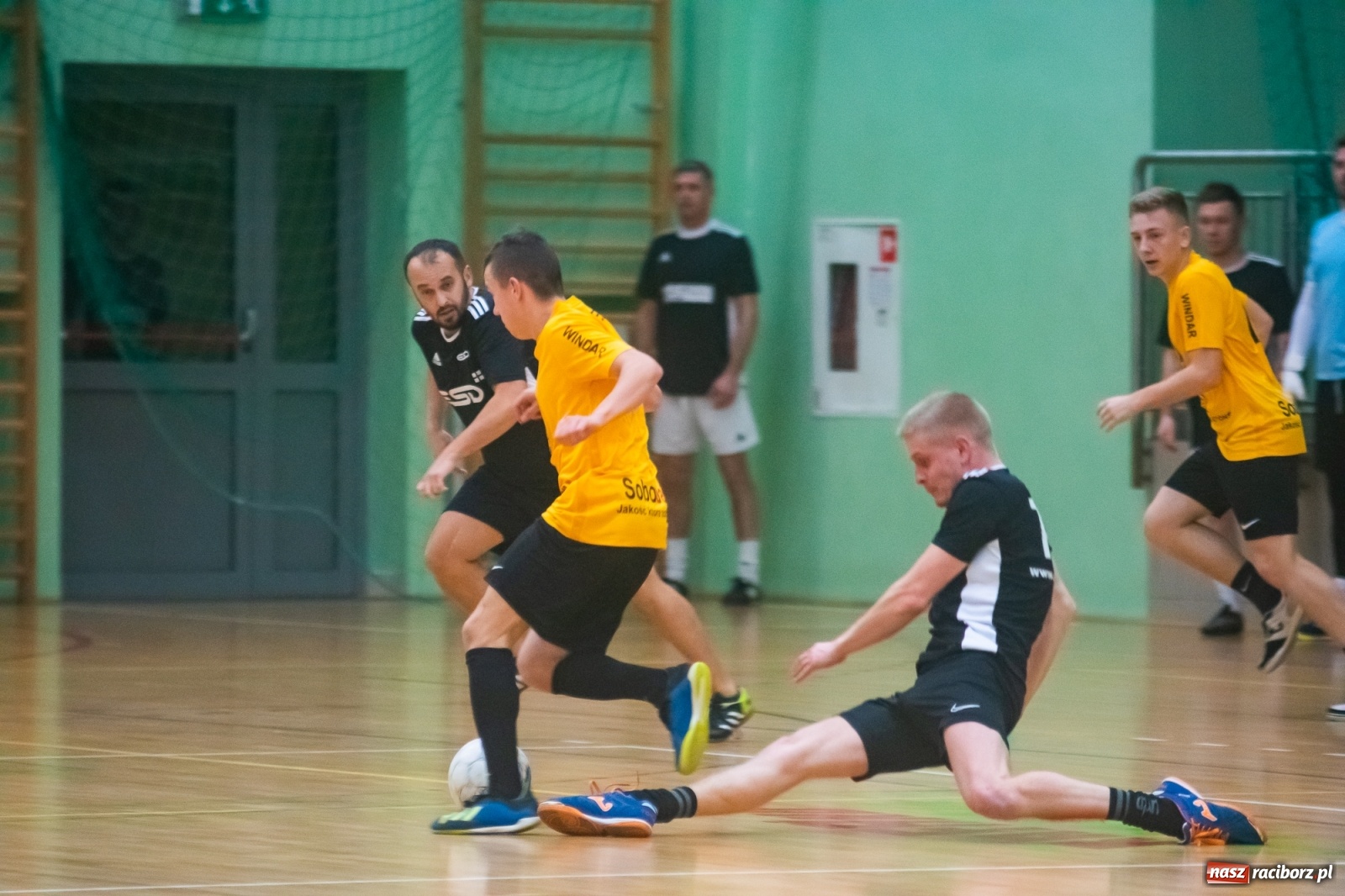 Zdjęcie w galerii na portalu naszraciborz.pl: Siódmy weekend rozgrywek HLPN za nami [FOTO] wiadomości z regionu