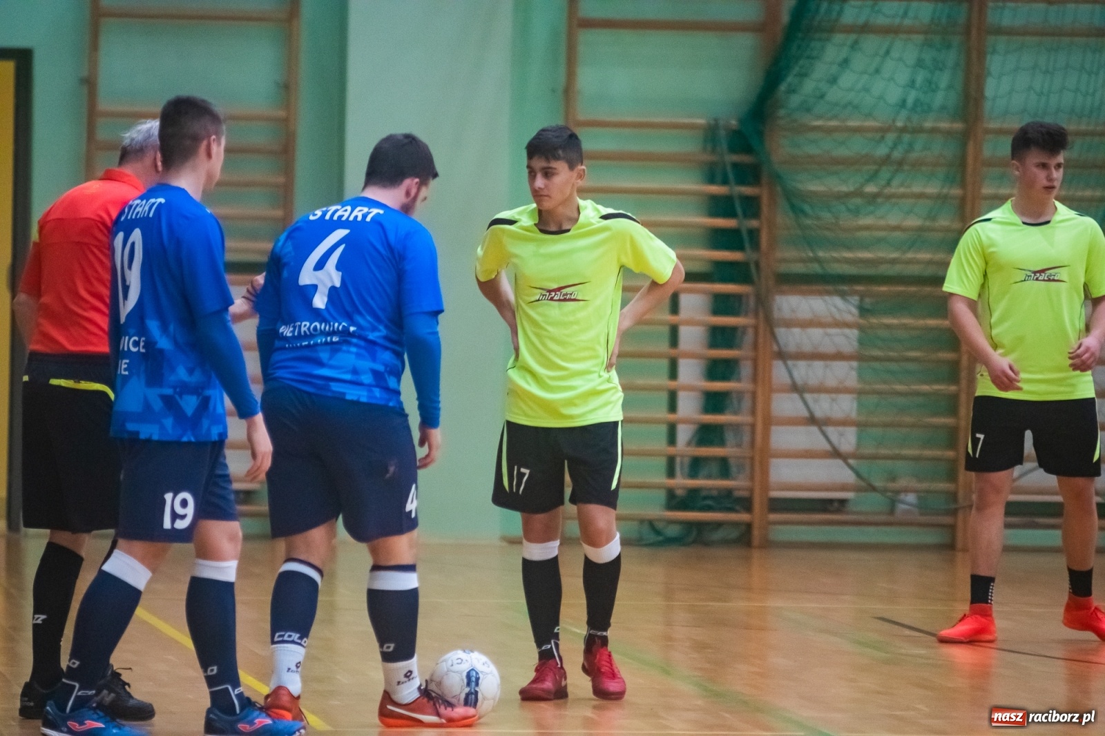 Zdjęcie w galerii na portalu naszraciborz.pl: Siódmy weekend rozgrywek HLPN za nami [FOTO] wiadomości z regionu