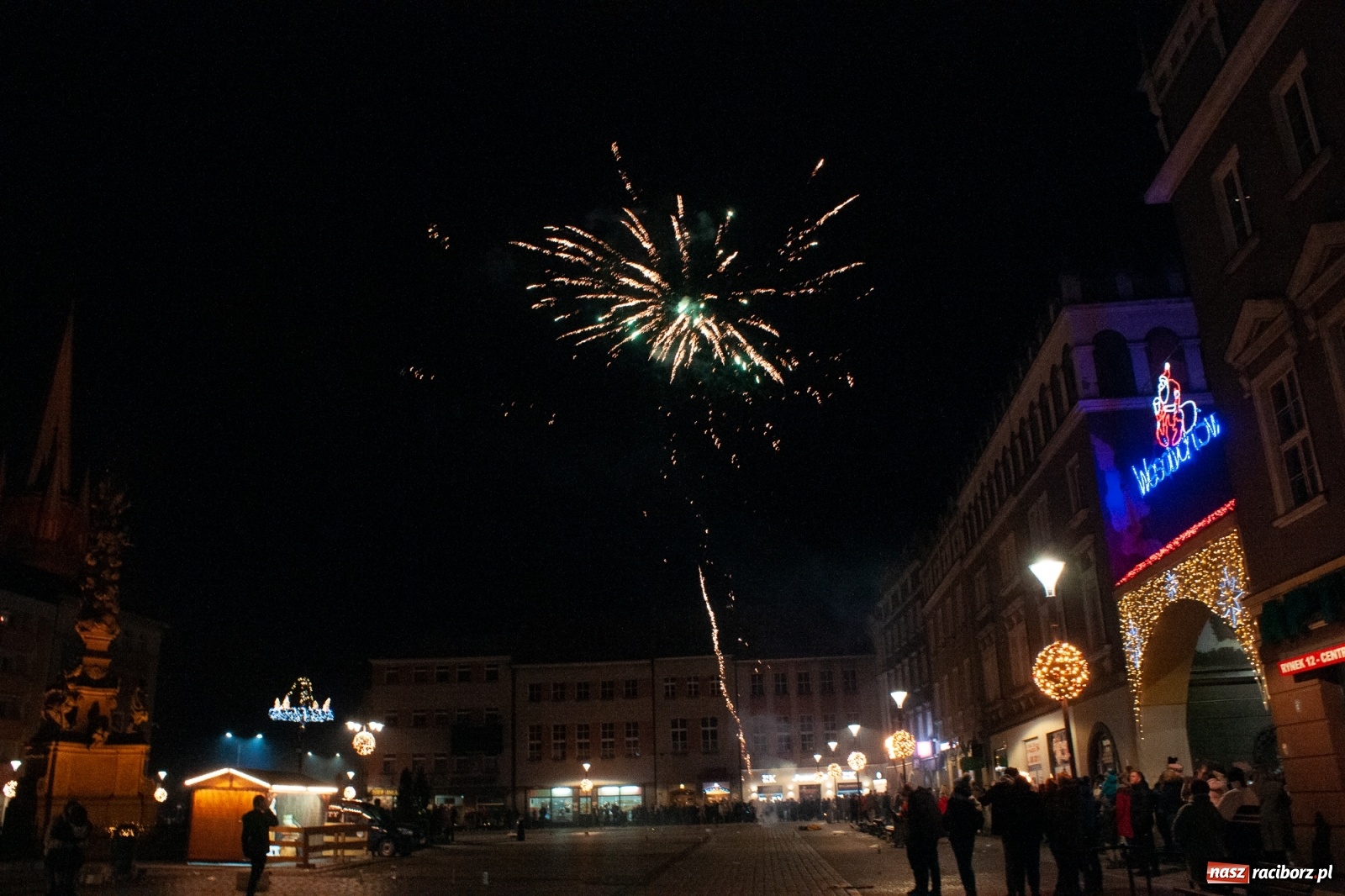 Zdjęcie w galerii na portalu naszraciborz.pl: Racibórz powitał nowy rok 2020 [FOTO i WIDEO] wiadomości z regionu