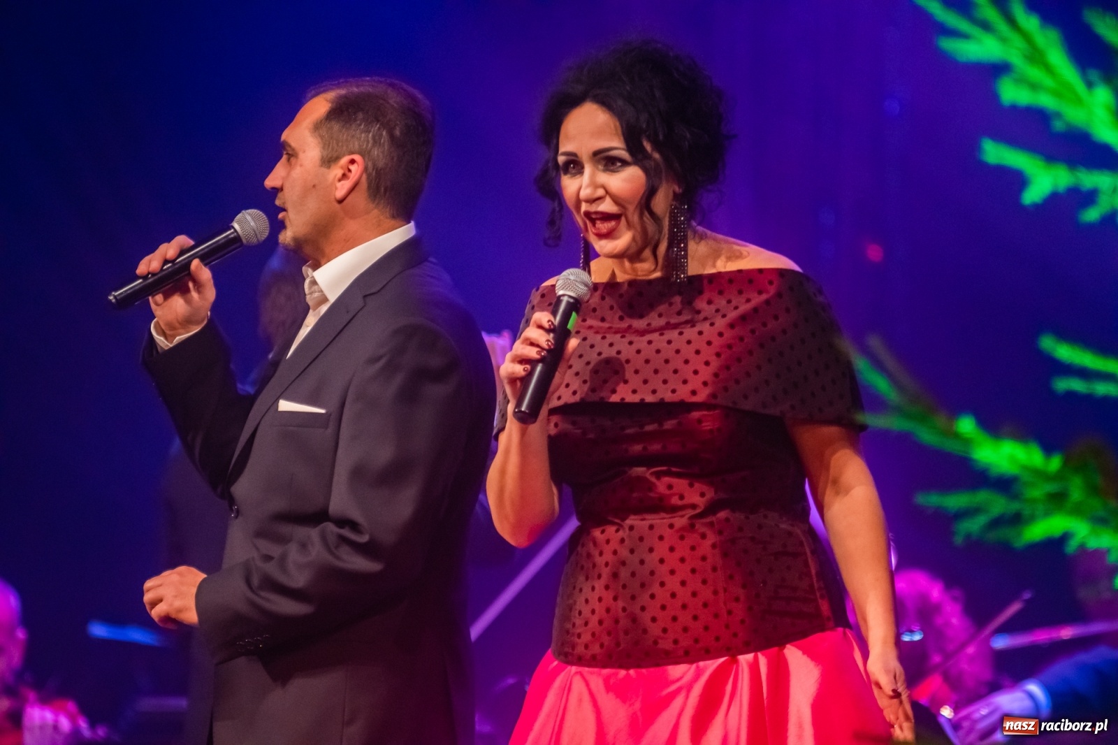 Zdjęcie w galerii na portalu naszraciborz.pl: Klasyka z humorem. Wielka Gala Sylwestrowa w RCK [FOTO i WIDEO] wiadomości z regionu