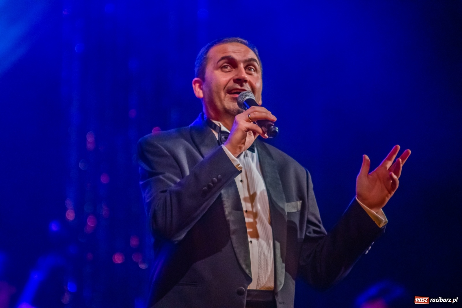 Zdjęcie w galerii na portalu naszraciborz.pl: Klasyka z humorem. Wielka Gala Sylwestrowa w RCK [FOTO i WIDEO] wiadomości z regionu