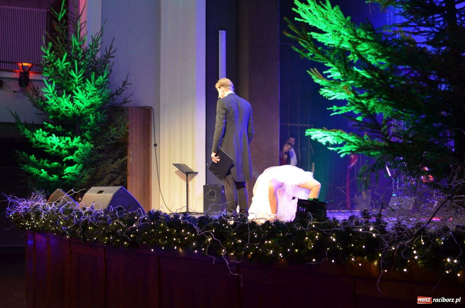 Zdjęcie w galerii na portalu naszraciborz.pl: Klasyka z humorem. Wielka Gala Sylwestrowa w RCK [FOTO i WIDEO] wiadomości z regionu