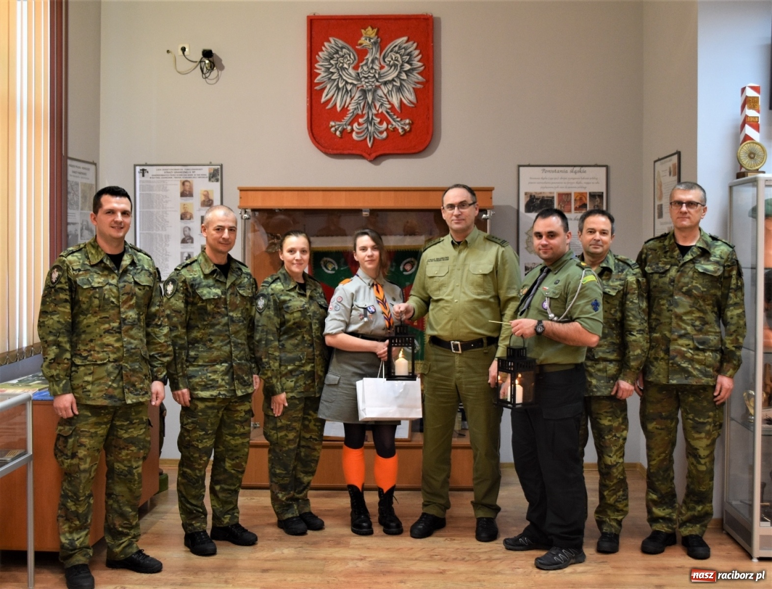 Zdjęcie w galerii na portalu naszraciborz.pl: Harcerze podsumowali sztafetę Betlejemskiego Światła Pokoju wiadomości z regionu