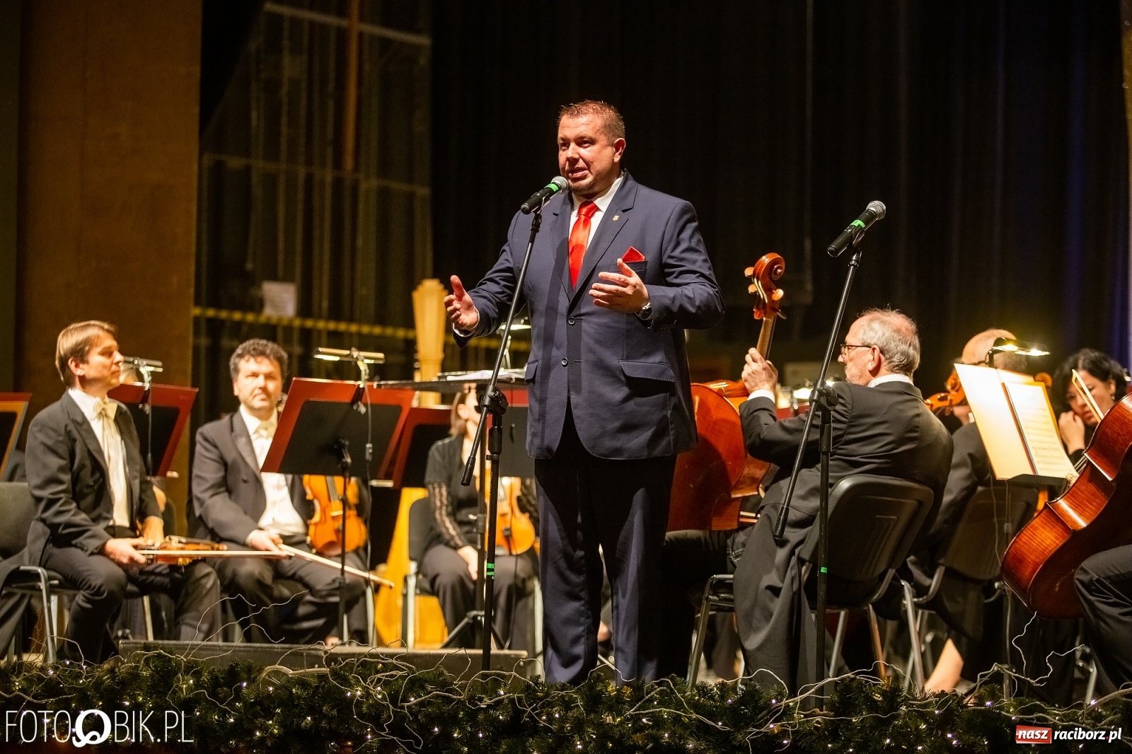 Zdjęcie w galerii na portalu naszraciborz.pl: Koncert noworoczny w RCK. Zapraszali starosta i prezydent wiadomości z regionu