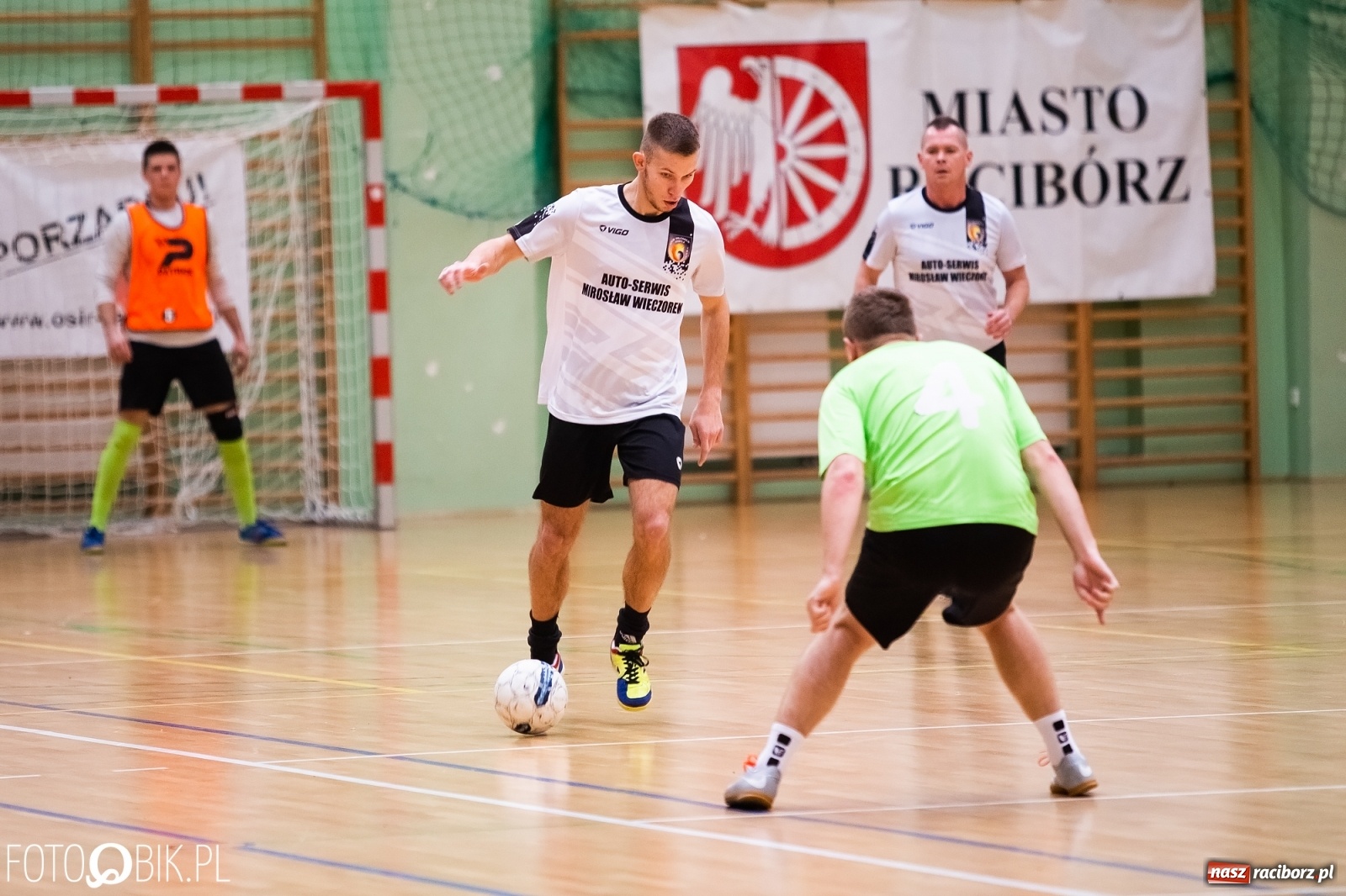 Zdjęcie w galerii na portalu naszraciborz.pl: HLPN. Udana pogoń obrońcy tytułu [FOTO] wiadomości z regionu