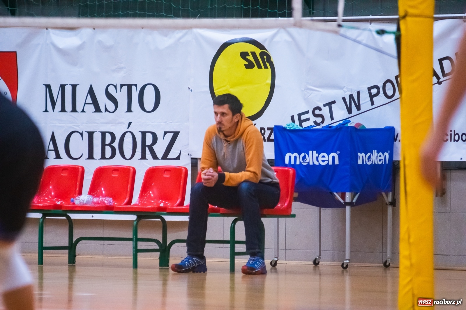 Zdjęcie w galerii na portalu naszraciborz.pl: Siatkówka. KS AZS Rafako żegna outsidera [FOTO i WIDEO] wiadomości z regionu