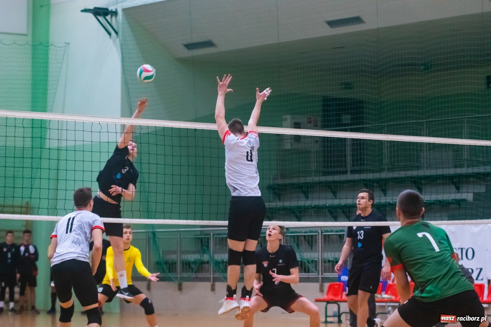 Zdjęcie w galerii na portalu naszraciborz.pl: Siatkówka. KS AZS Rafako żegna outsidera [FOTO i WIDEO] wiadomości z regionu