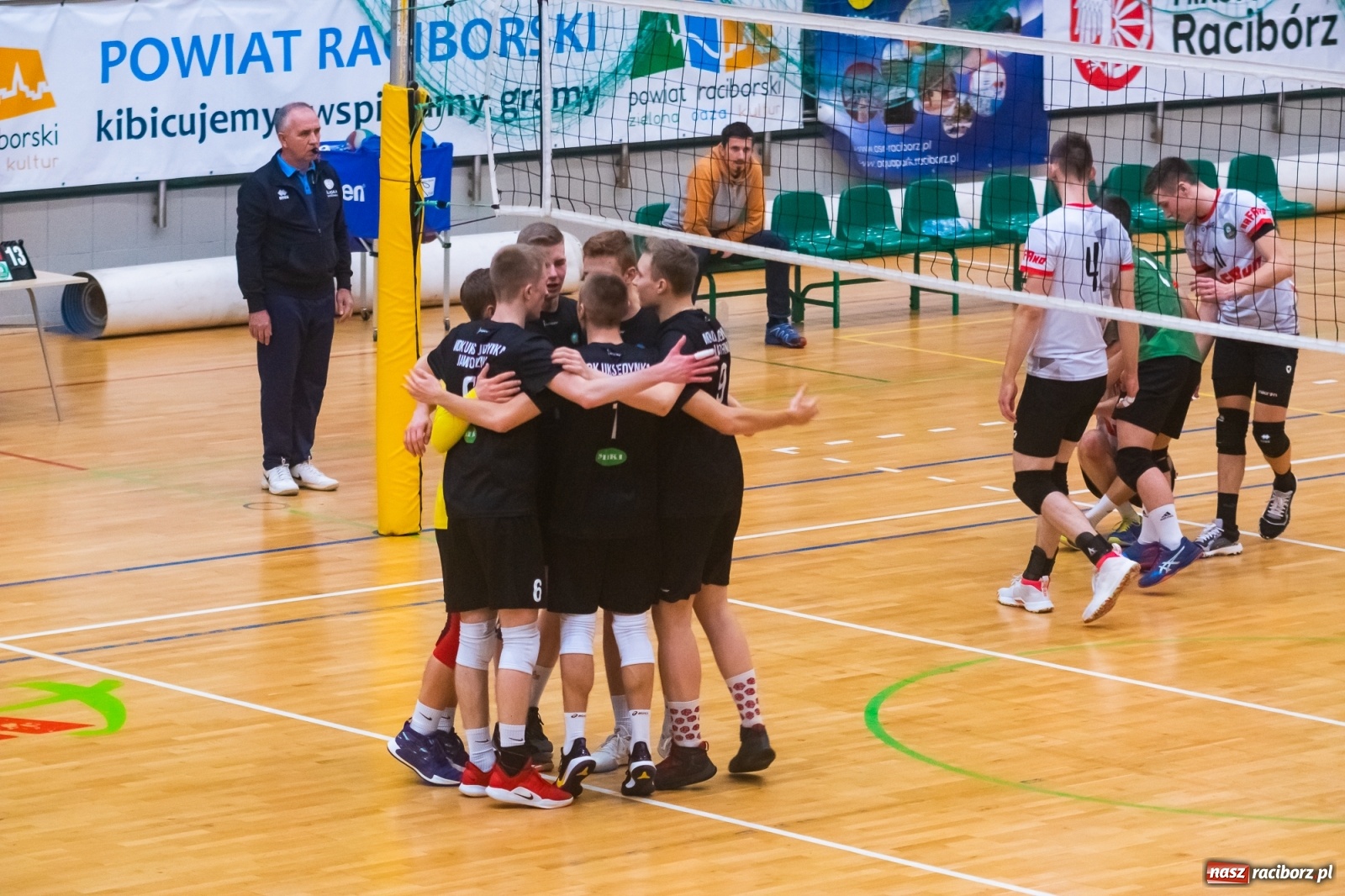 Zdjęcie w galerii na portalu naszraciborz.pl: Siatkówka. KS AZS Rafako żegna outsidera [FOTO i WIDEO] wiadomości z regionu