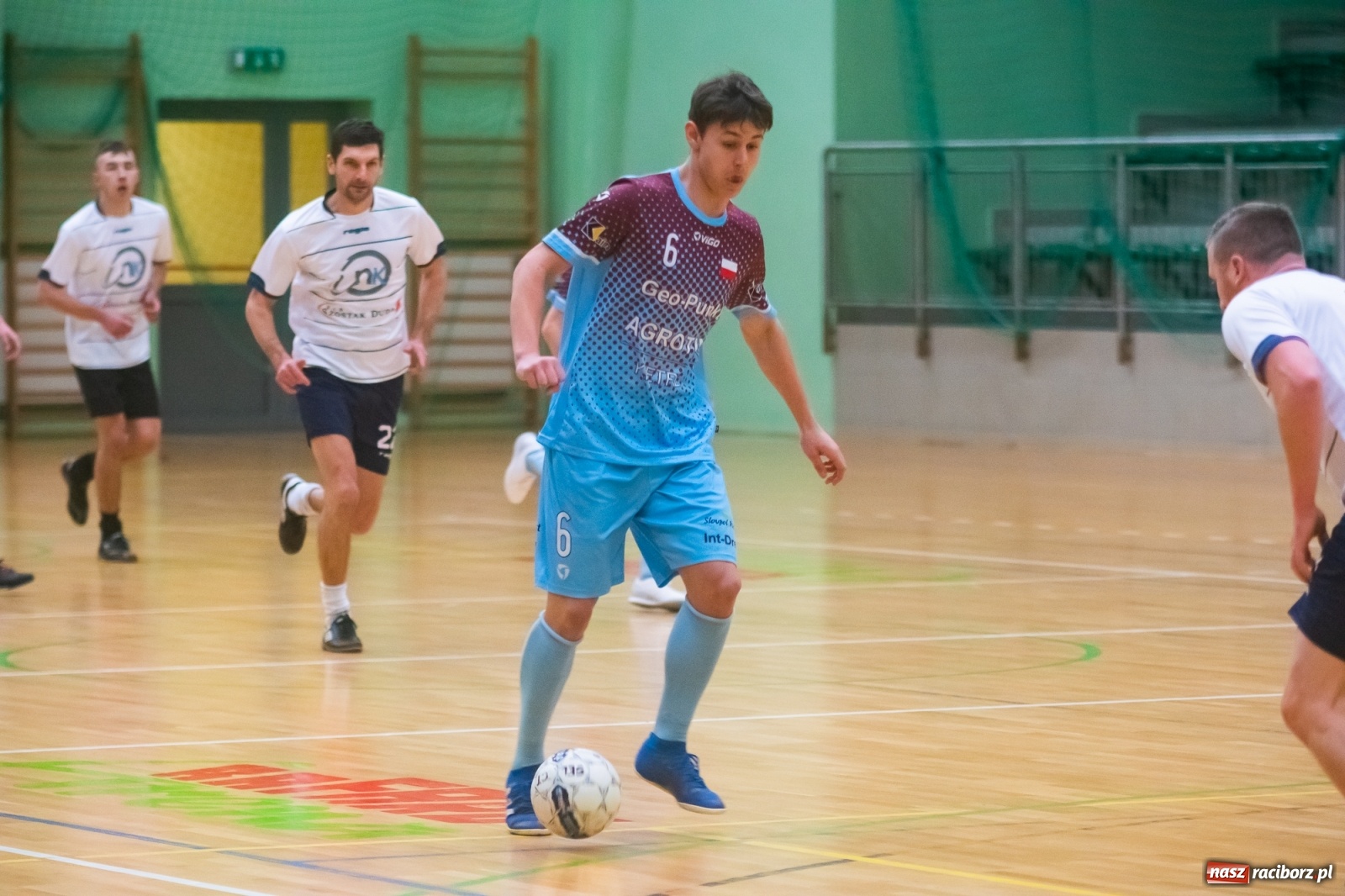 Zdjęcie w galerii na portalu naszraciborz.pl: HLPN. Bruks Team poległ w starciu z Geo-Punkt [FOTO i WIDEO] wiadomości z regionu