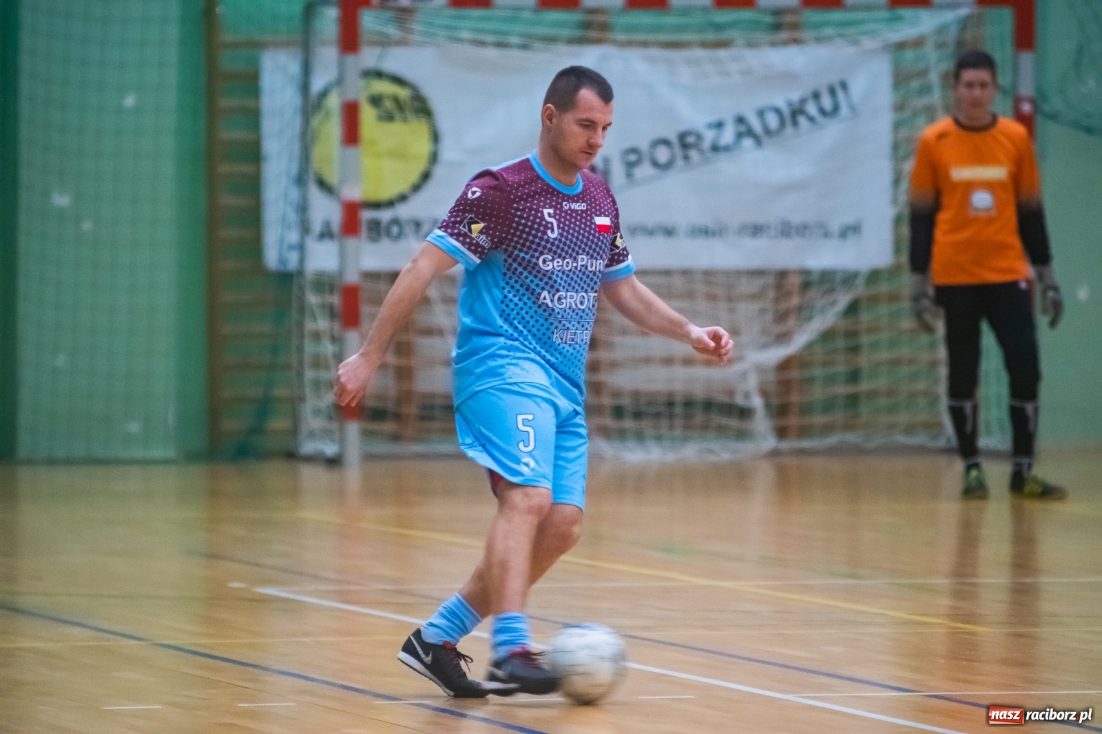 Zdjęcie w galerii na portalu naszraciborz.pl: HLPN. Bruks Team poległ w starciu z Geo-Punkt [FOTO i WIDEO] wiadomości z regionu