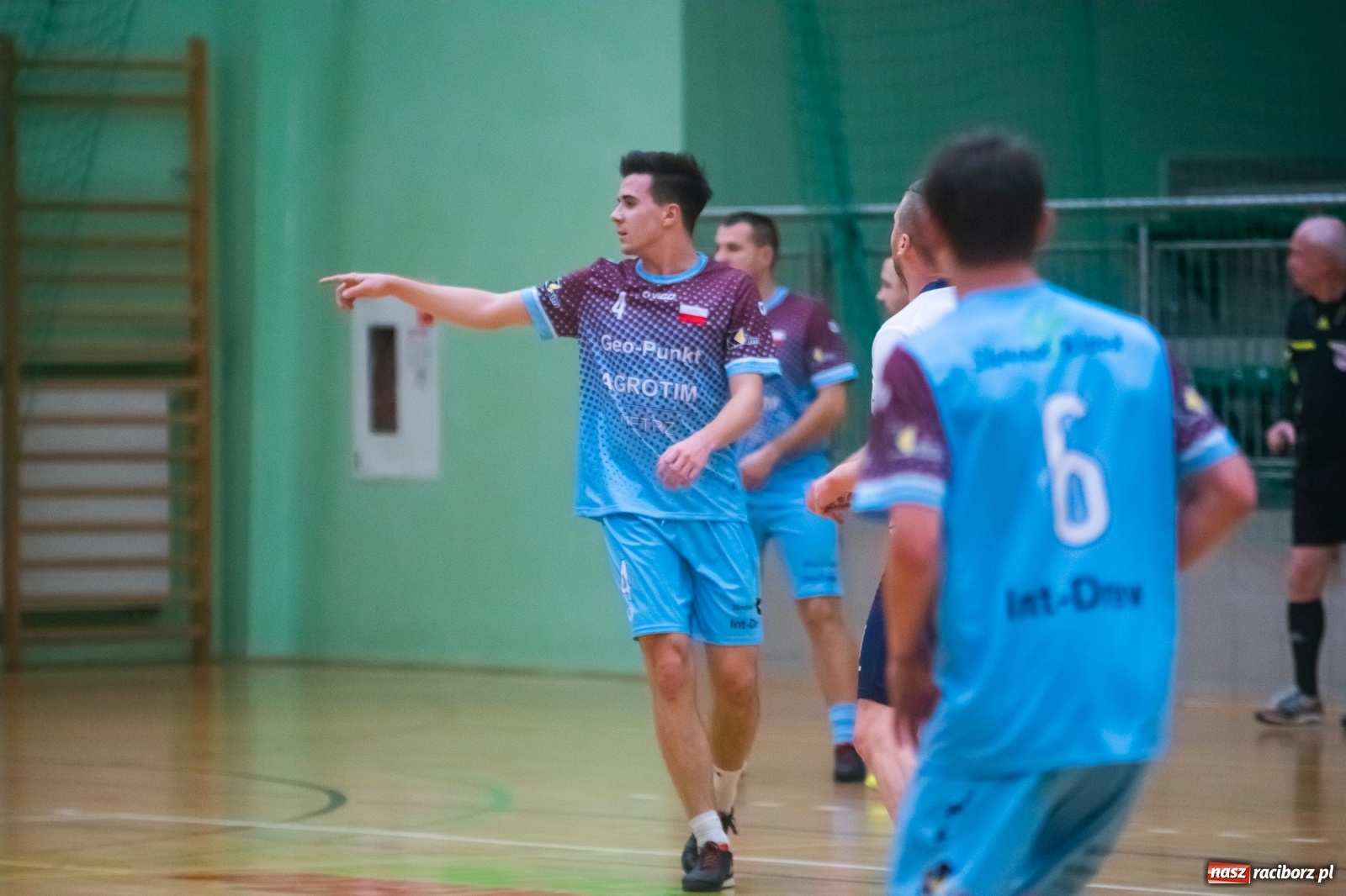 Zdjęcie w galerii na portalu naszraciborz.pl: HLPN. Bruks Team poległ w starciu z Geo-Punkt [FOTO i WIDEO] wiadomości z regionu