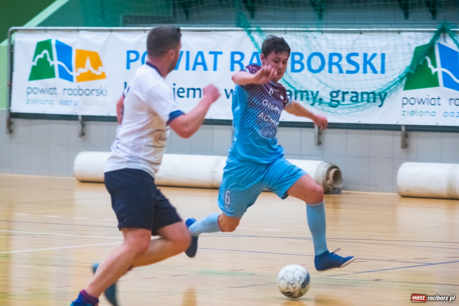 Zdjęcie w galerii na portalu naszraciborz.pl: HLPN. Bruks Team poległ w starciu z Geo-Punkt [FOTO i WIDEO] wiadomości z regionu