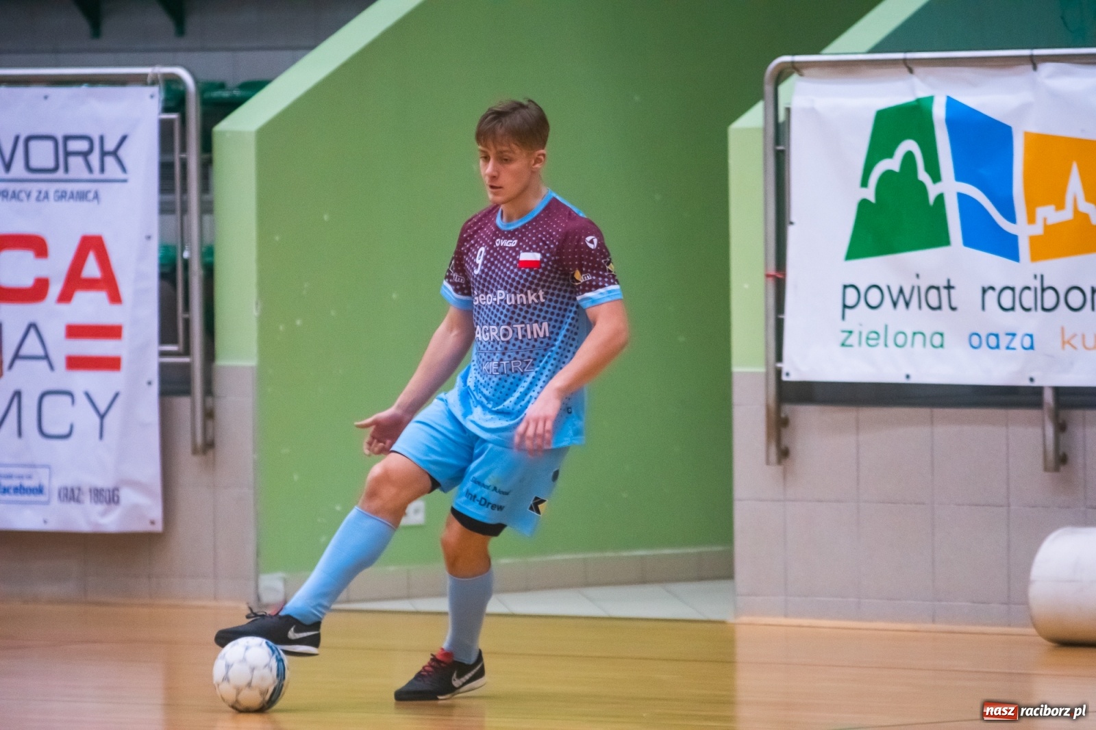 Zdjęcie w galerii na portalu naszraciborz.pl: HLPN. Bruks Team poległ w starciu z Geo-Punkt [FOTO i WIDEO] wiadomości z regionu