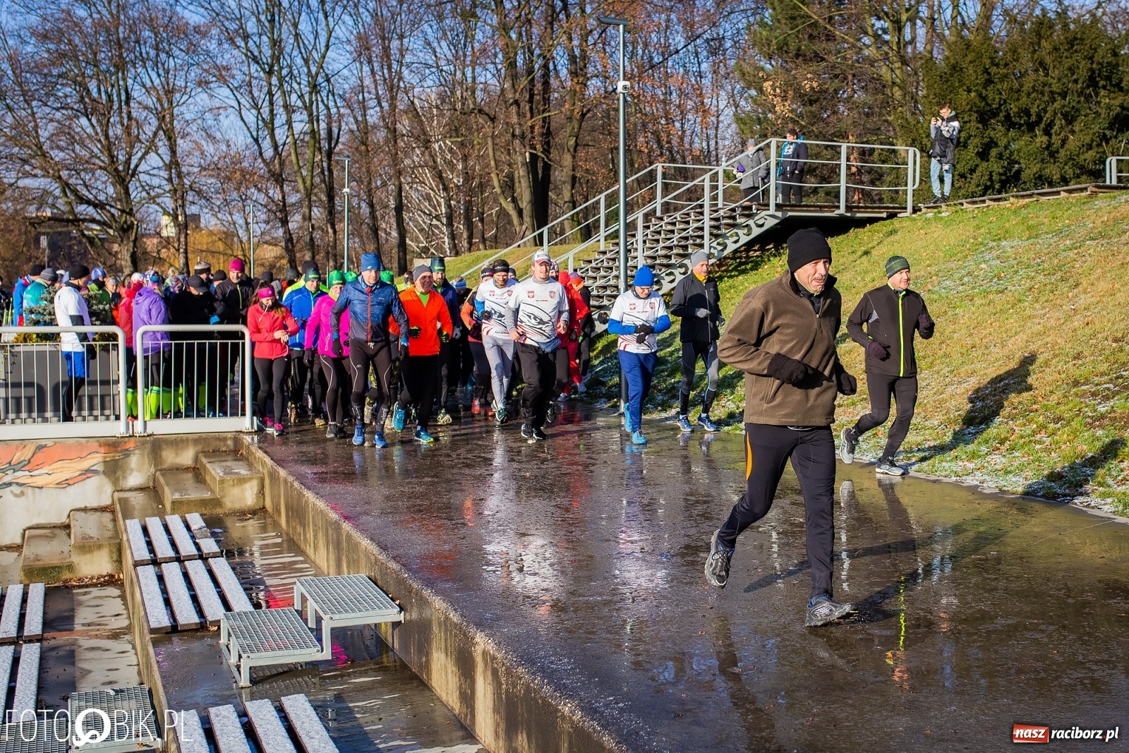 Zdjęcie w galerii na portalu naszraciborz.pl: Racibórz jest wielki biegami. 1 Integracyjny Bieg nad Odrą [FOTO i WIDEO] wiadomości z regionu