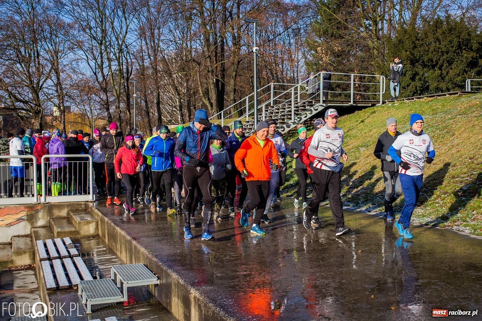 Zdjęcie w galerii na portalu naszraciborz.pl: Racibórz jest wielki biegami. 1 Integracyjny Bieg nad Odrą [FOTO i WIDEO] wiadomości z regionu