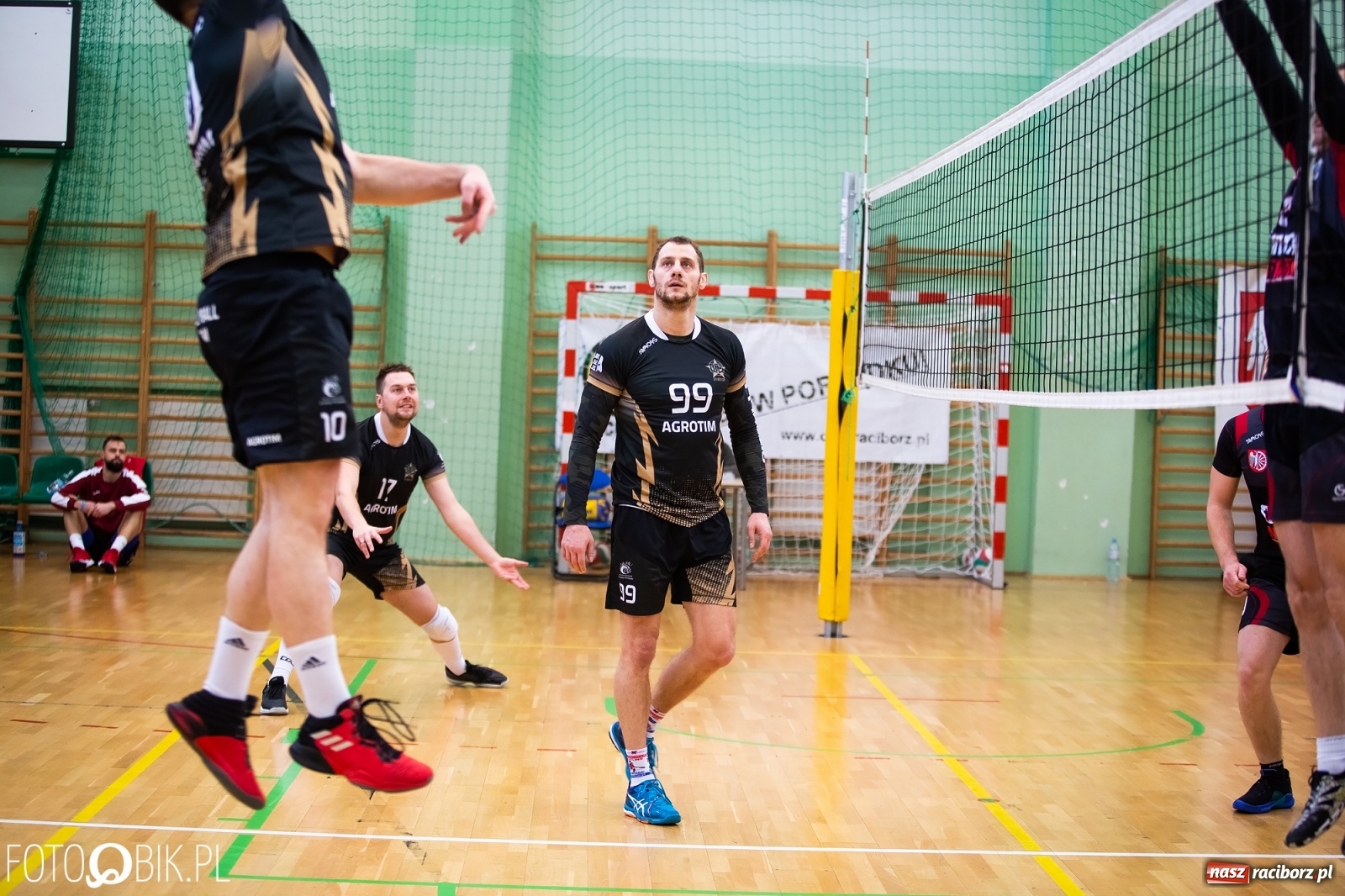 Zdjęcie w galerii na portalu naszraciborz.pl: Niedziela z siatkówką w Arenie Rafako [FOTO] wiadomości z regionu
