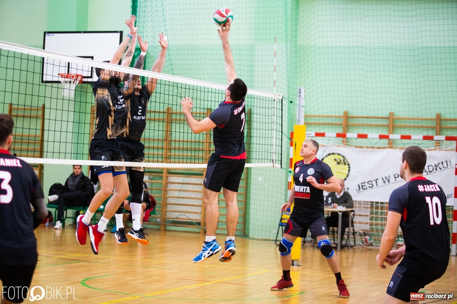 Zdjęcie w galerii na portalu naszraciborz.pl: Niedziela z siatkówką w Arenie Rafako [FOTO] wiadomości z regionu