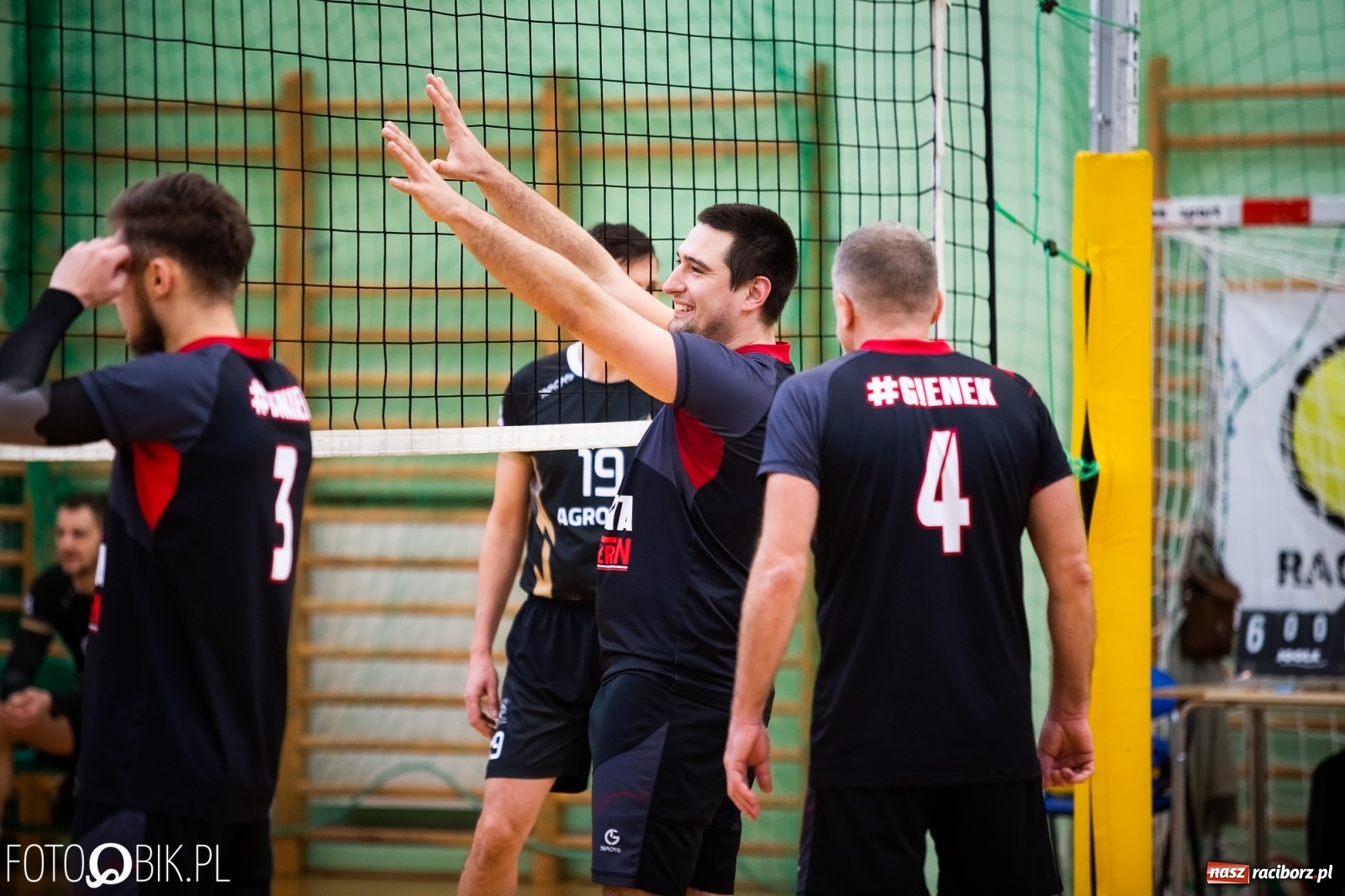 Zdjęcie w galerii na portalu naszraciborz.pl: Niedziela z siatkówką w Arenie Rafako [FOTO] wiadomości z regionu