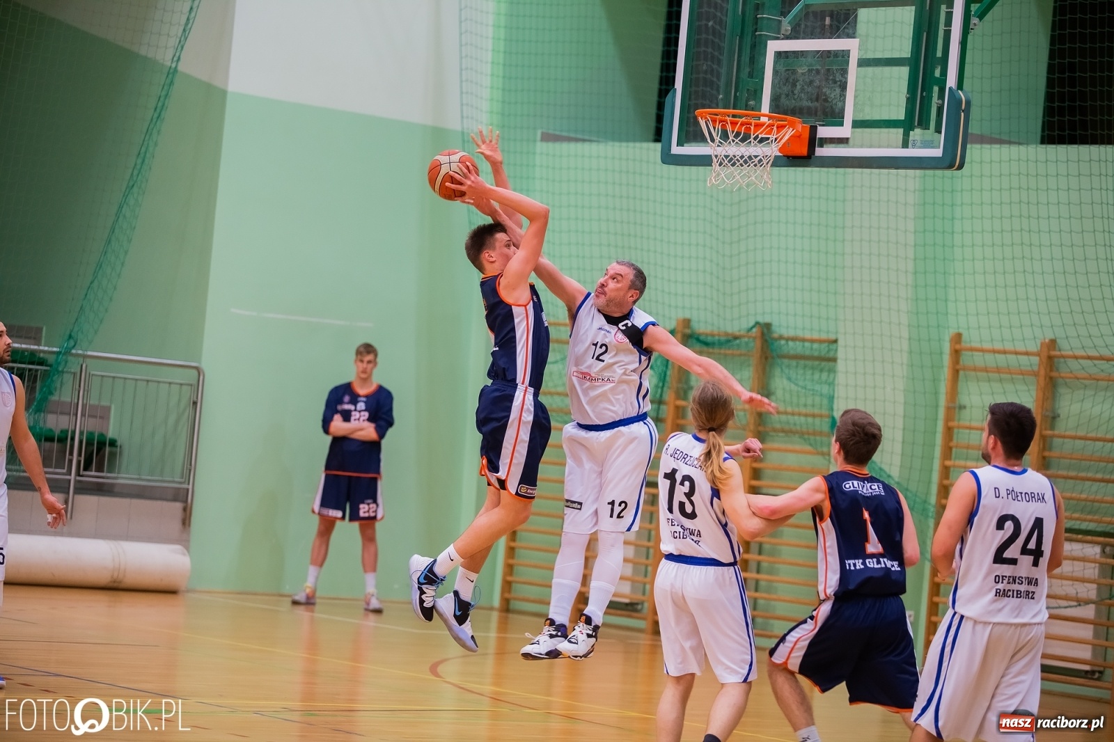 Zdjęcie w galerii na portalu naszraciborz.pl: GTK Gliwice znalazło sposób na raciborską Ofensywę [FOTO] wiadomości z regionu