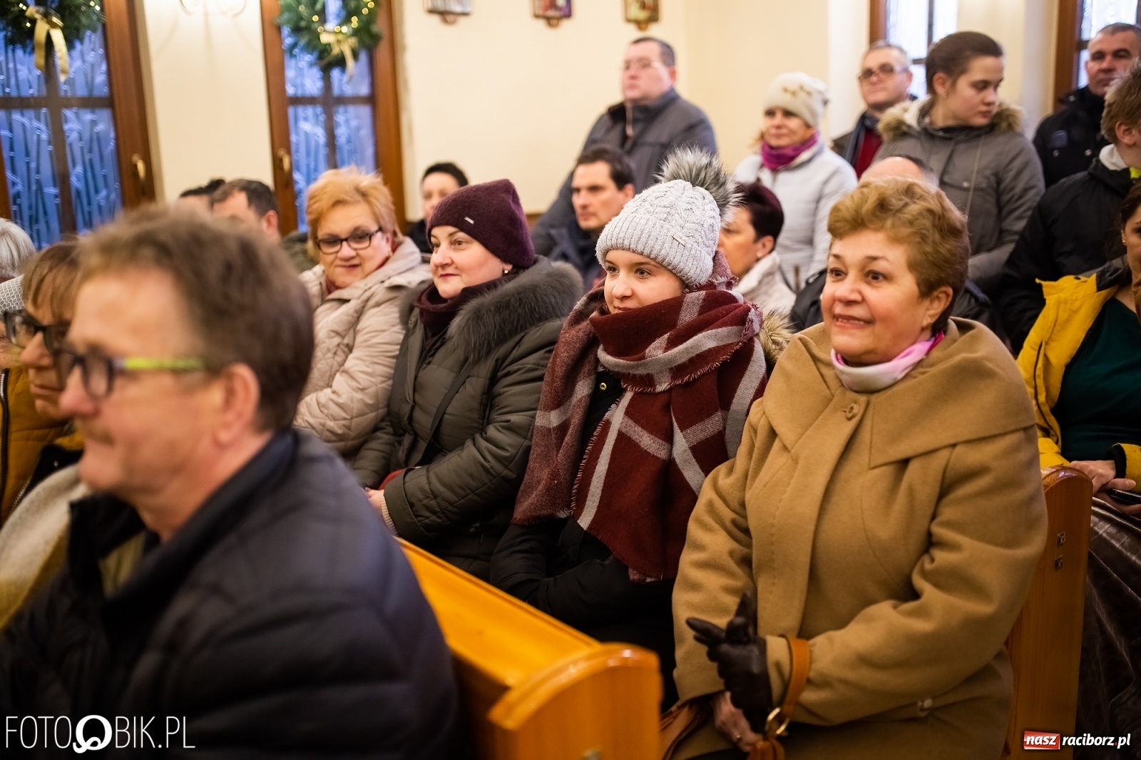 Zdjęcie w galerii na portalu naszraciborz.pl: Motocyklowe kolędowanie przy Żłobku wiadomości z regionu