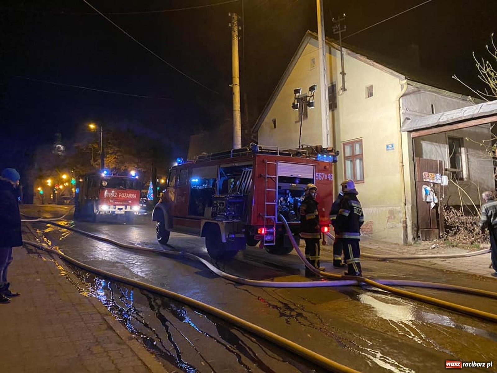 Zdjęcie w galerii na portalu naszraciborz.pl: Nocny pożar w Krzanowicach [FOTO] wiadomości z regionu