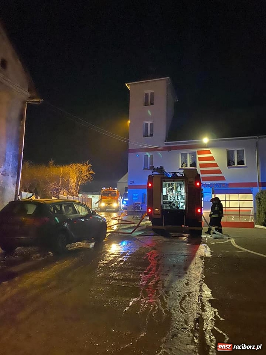Zdjęcie w galerii na portalu naszraciborz.pl: Nocny pożar w Krzanowicach [FOTO] wiadomości z regionu
