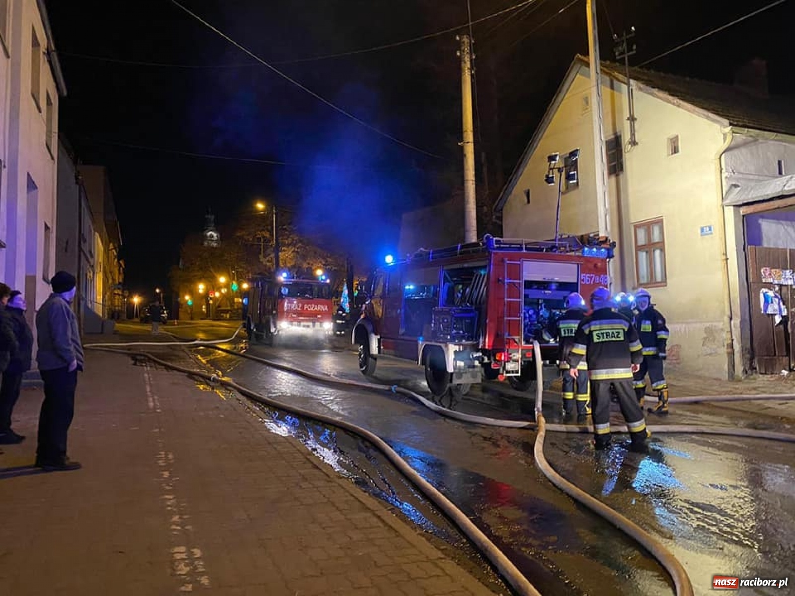 Zdjęcie w galerii na portalu naszraciborz.pl: Nocny pożar w Krzanowicach [FOTO] wiadomości z regionu
