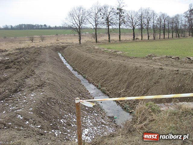 Zdjęcie w galerii na portalu naszraciborz.pl: Melioracje w Ponięcicach wiadomości z regionu