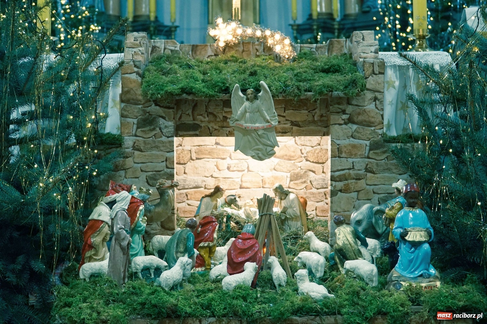 Zdjęcie w galerii na portalu naszraciborz.pl: Orszak Trzech Króli przeszedł przez Gamów [FOTO i WIDEO] wiadomości z regionu