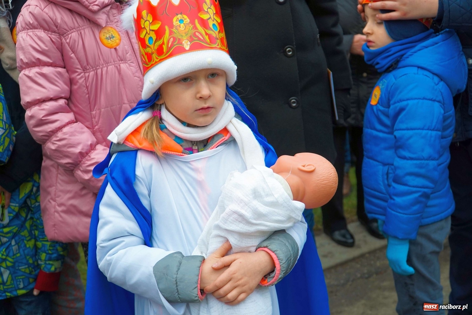 Zdjęcie w galerii na portalu naszraciborz.pl: Orszak Trzech Króli przeszedł przez Gamów [FOTO i WIDEO] wiadomości z regionu