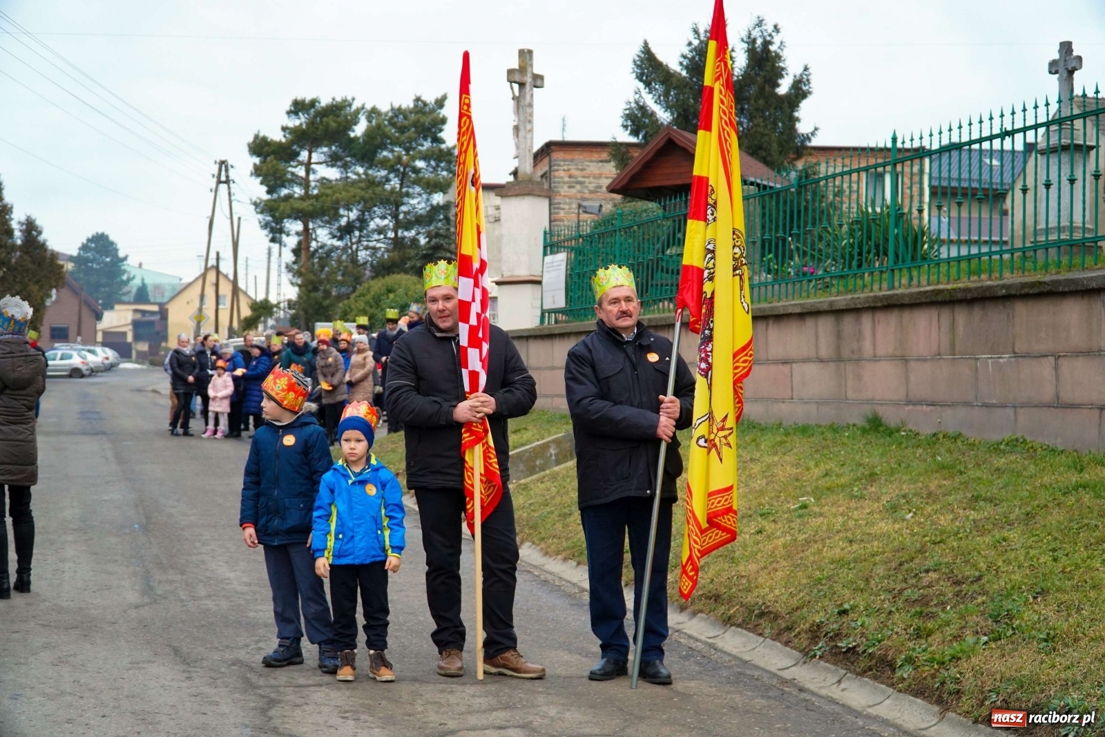Zdjęcie w galerii na portalu naszraciborz.pl: Orszak Trzech Króli przeszedł przez Gamów [FOTO i WIDEO] wiadomości z regionu