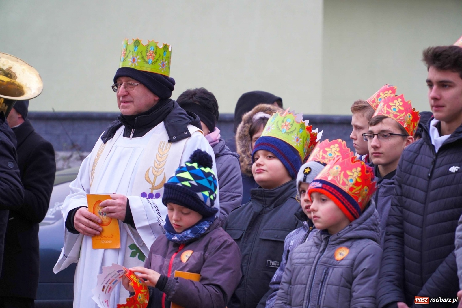 Zdjęcie w galerii na portalu naszraciborz.pl: Orszak Trzech Króli przeszedł przez Gamów [FOTO i WIDEO] wiadomości z regionu