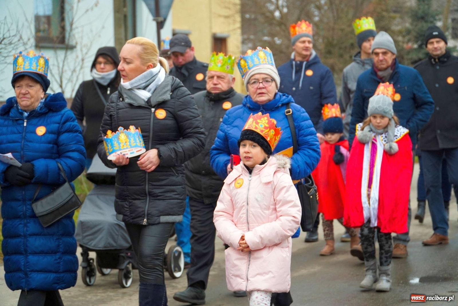 Zdjęcie w galerii na portalu naszraciborz.pl: Orszak Trzech Króli przeszedł przez Gamów [FOTO i WIDEO] wiadomości z regionu