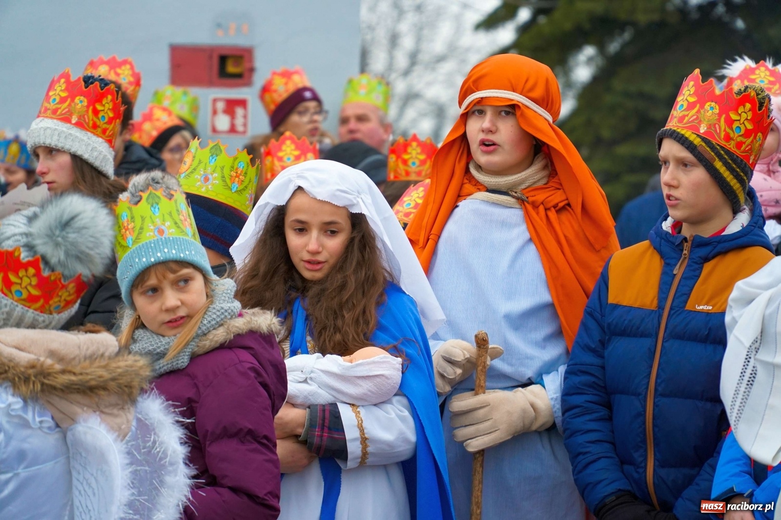 Zdjęcie w galerii na portalu naszraciborz.pl: Orszak Trzech Króli przeszedł przez Gamów [FOTO i WIDEO] wiadomości z regionu
