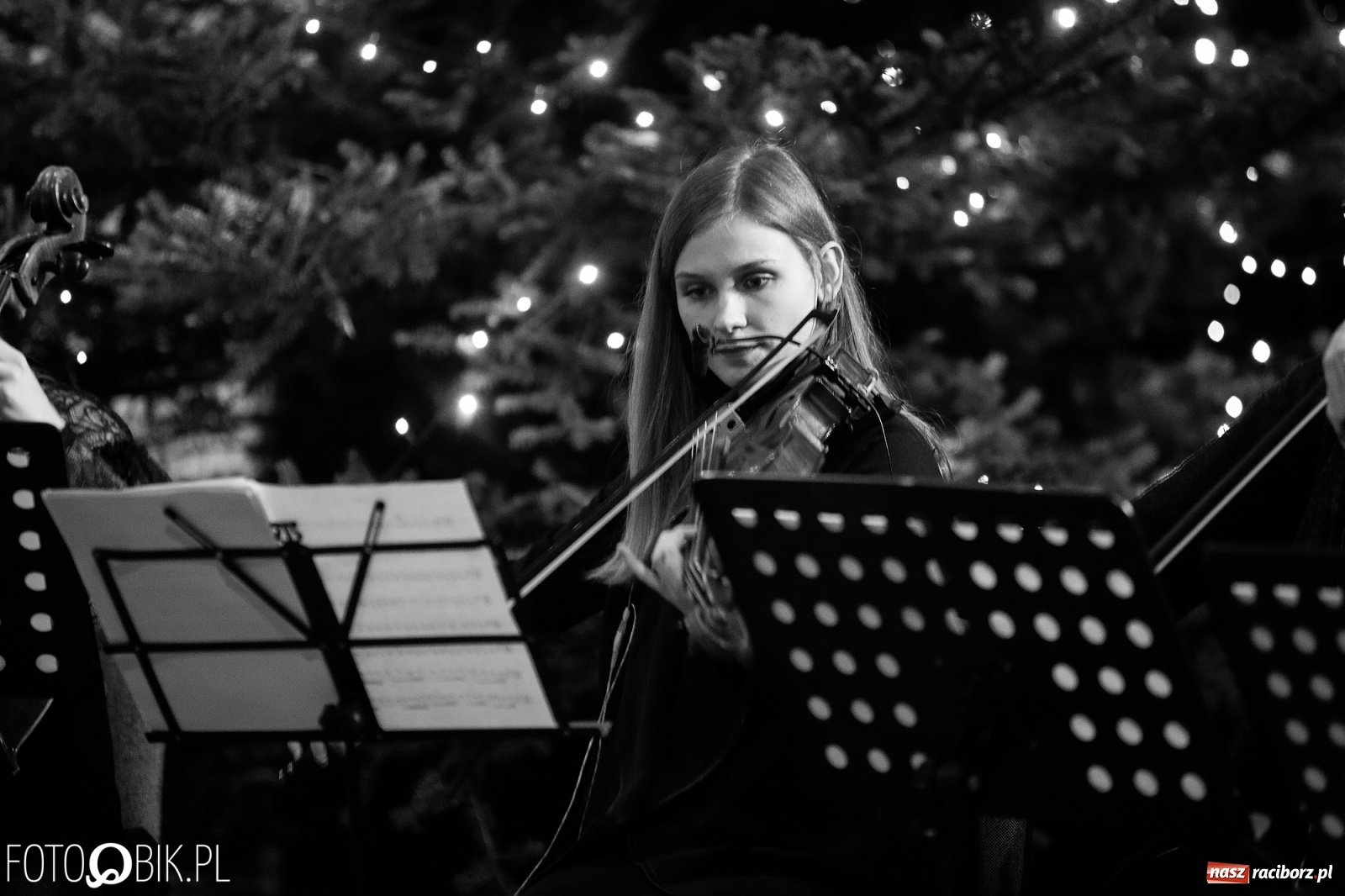 Zdjęcie w galerii na portalu naszraciborz.pl: Mirażowe kolędowanie w kościele na Starej Wsi [FOTO] wiadomości z regionu