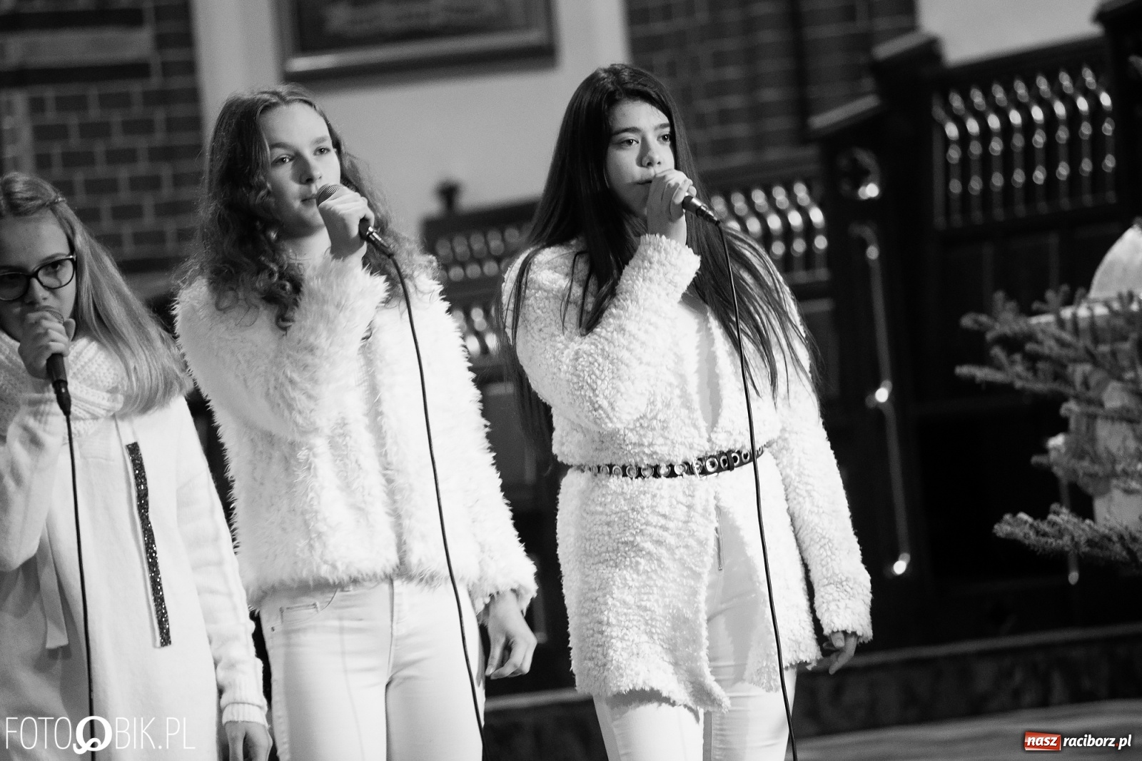 Zdjęcie w galerii na portalu naszraciborz.pl: Mirażowe kolędowanie w kościele na Starej Wsi [FOTO] wiadomości z regionu