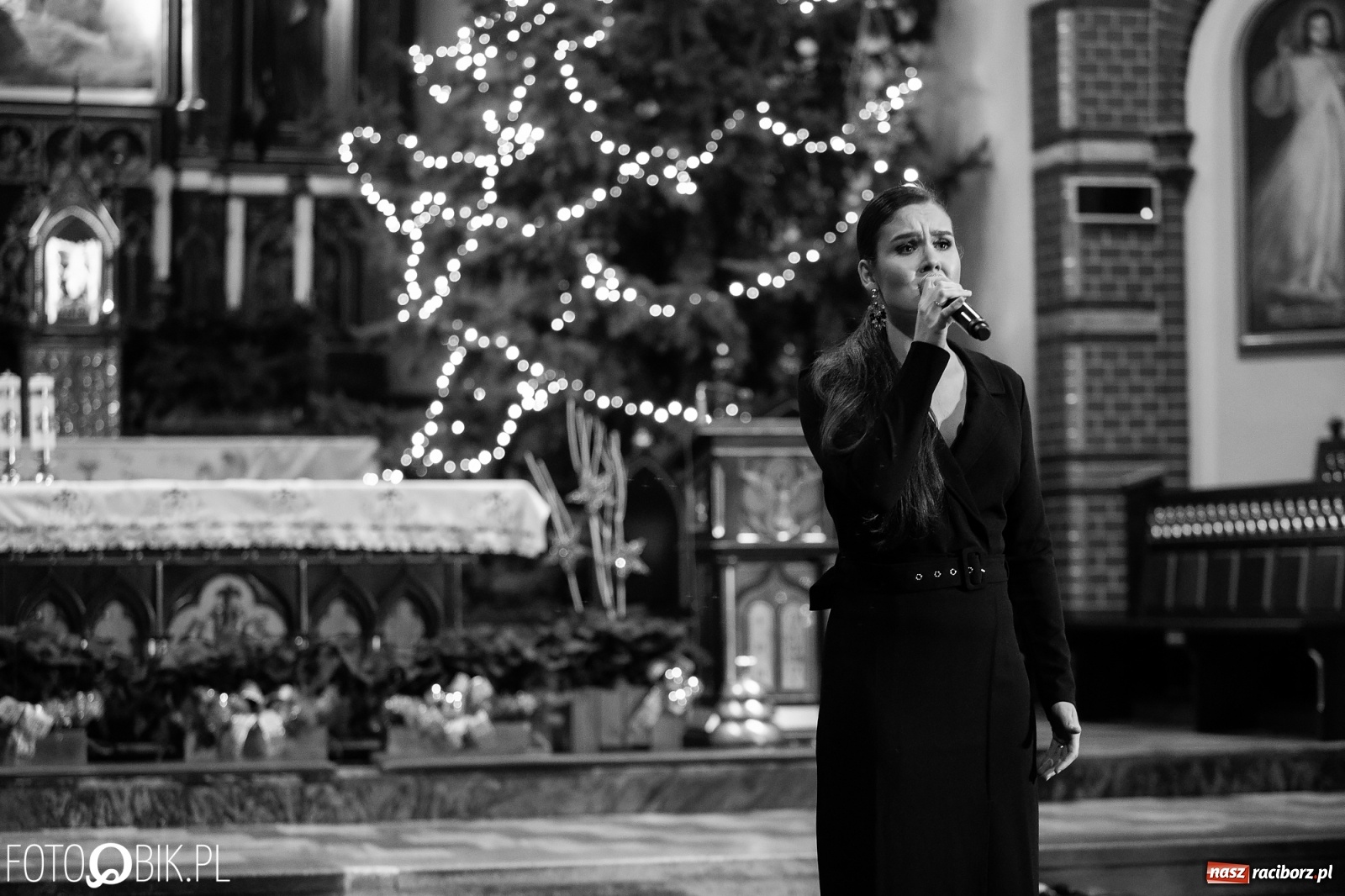 Zdjęcie w galerii na portalu naszraciborz.pl: Mirażowe kolędowanie w kościele na Starej Wsi [FOTO] wiadomości z regionu