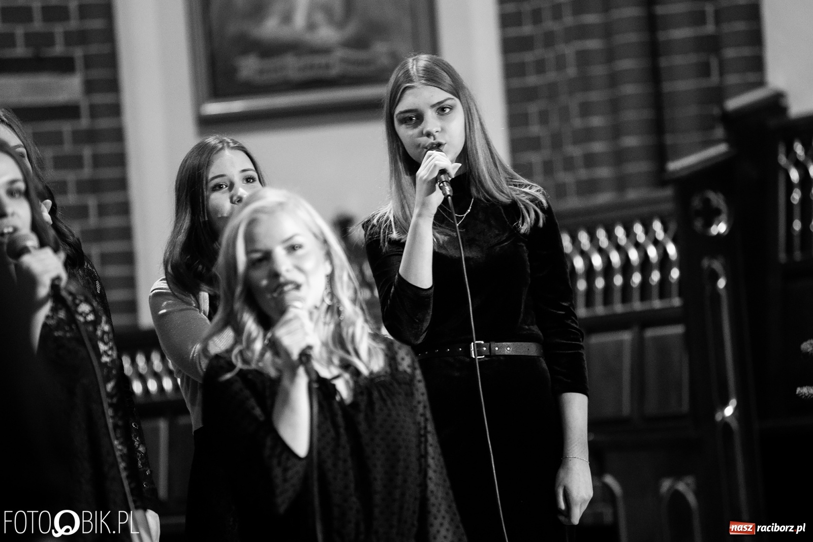 Zdjęcie w galerii na portalu naszraciborz.pl: Mirażowe kolędowanie w kościele na Starej Wsi [FOTO] wiadomości z regionu