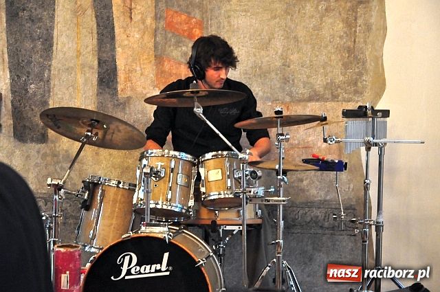 Zdjęcie w galerii na portalu naszraciborz.pl: Prace przekraczające granice wiadomości z regionu