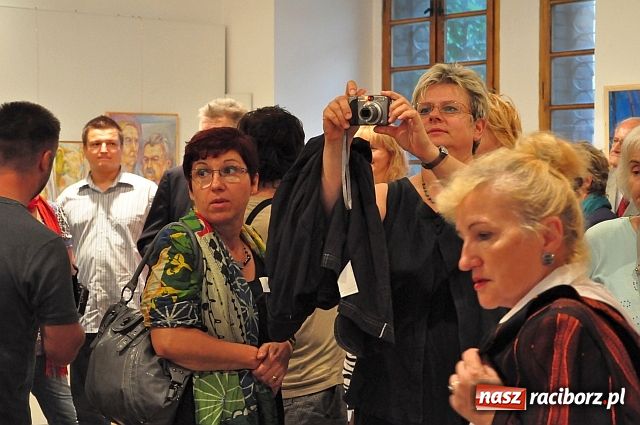 Zdjęcie w galerii na portalu naszraciborz.pl: Prace przekraczające granice wiadomości z regionu