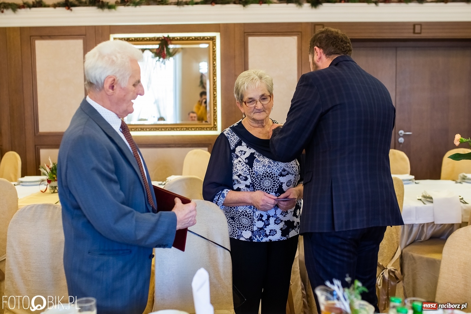 Zdjęcie w galerii na portalu naszraciborz.pl: Pokochać to nie sztuka. Sztuką jest wytrwać w tej miłości. Złote gody w Krzanowicach [FOTO i WIDEO] wiadomości z regionu