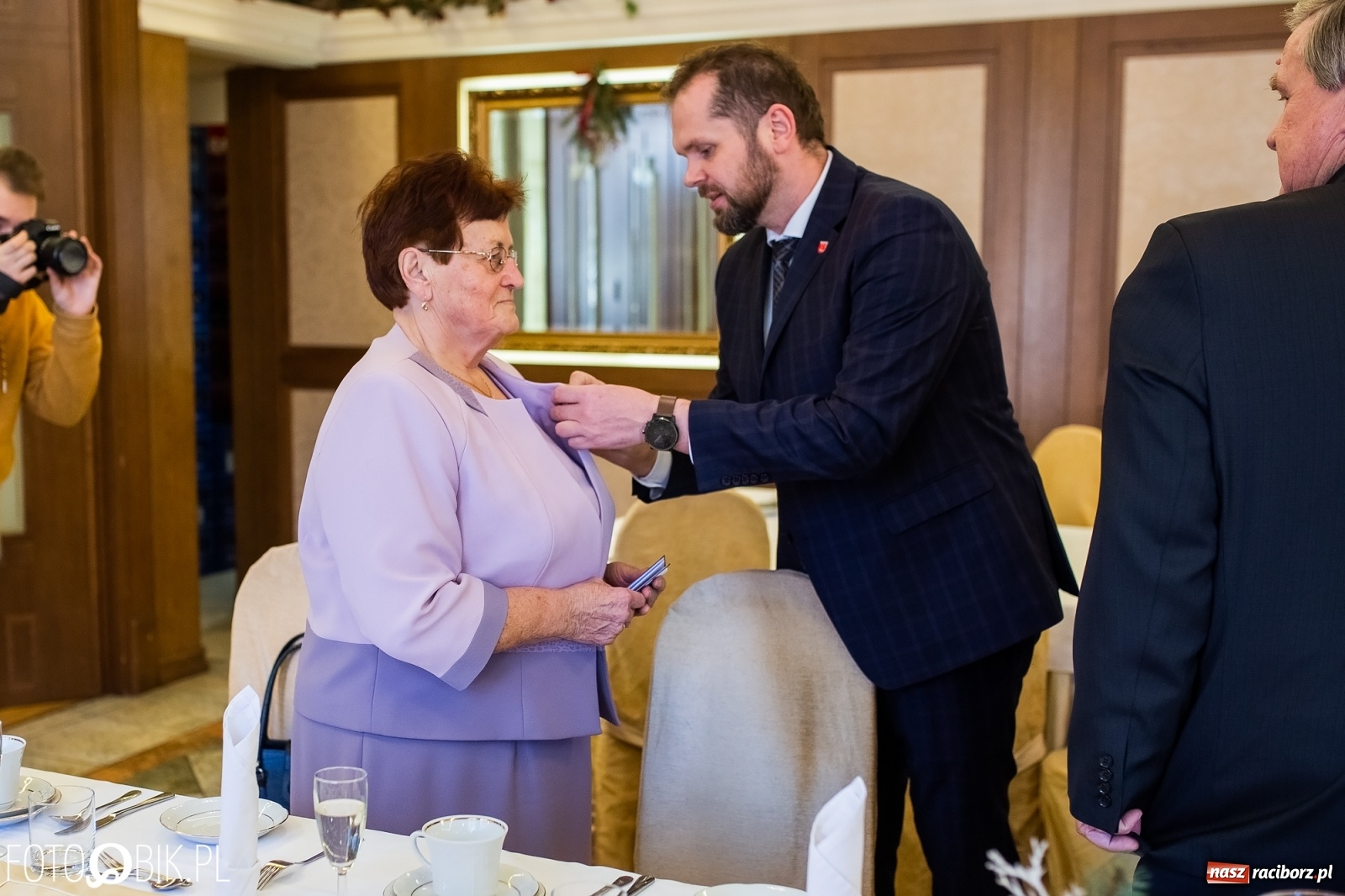 Zdjęcie w galerii na portalu naszraciborz.pl: Pokochać to nie sztuka. Sztuką jest wytrwać w tej miłości. Złote gody w Krzanowicach [FOTO i WIDEO] wiadomości z regionu