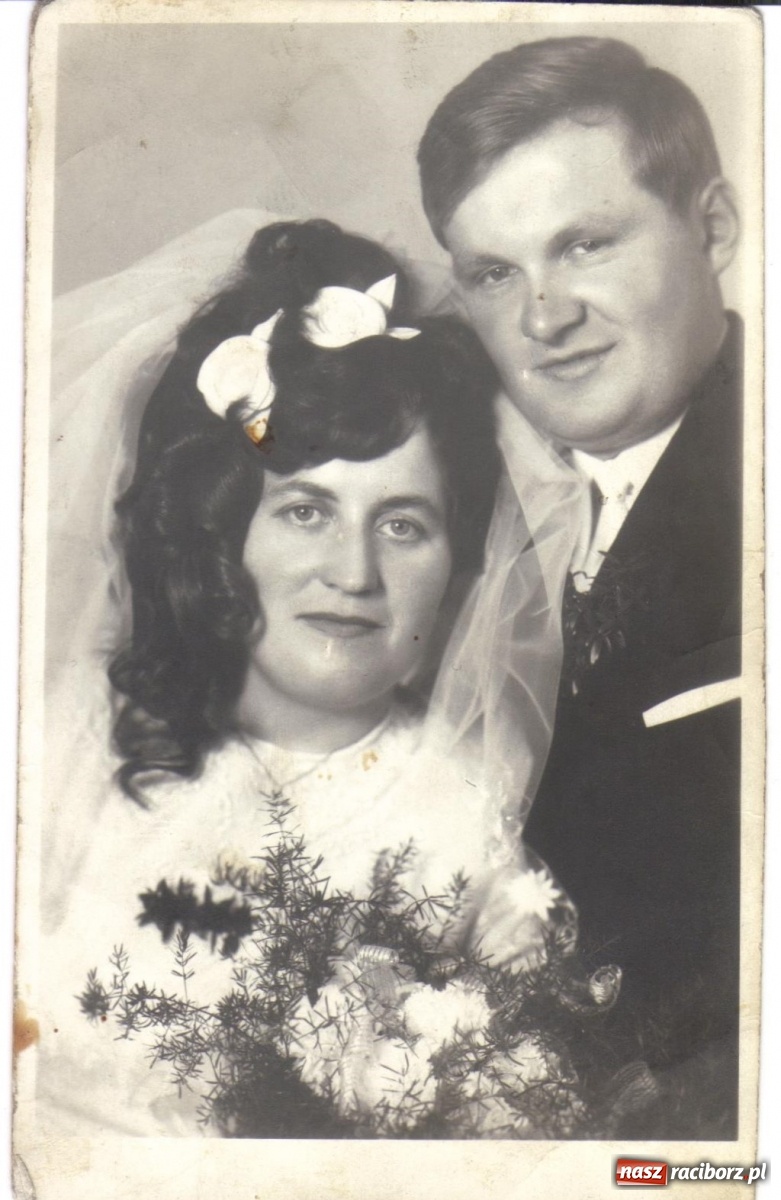 Zdjęcie w galerii na portalu naszraciborz.pl: Pokochać to nie sztuka. Sztuką jest wytrwać w tej miłości. Złote gody w Krzanowicach [FOTO i WIDEO] wiadomości z regionu