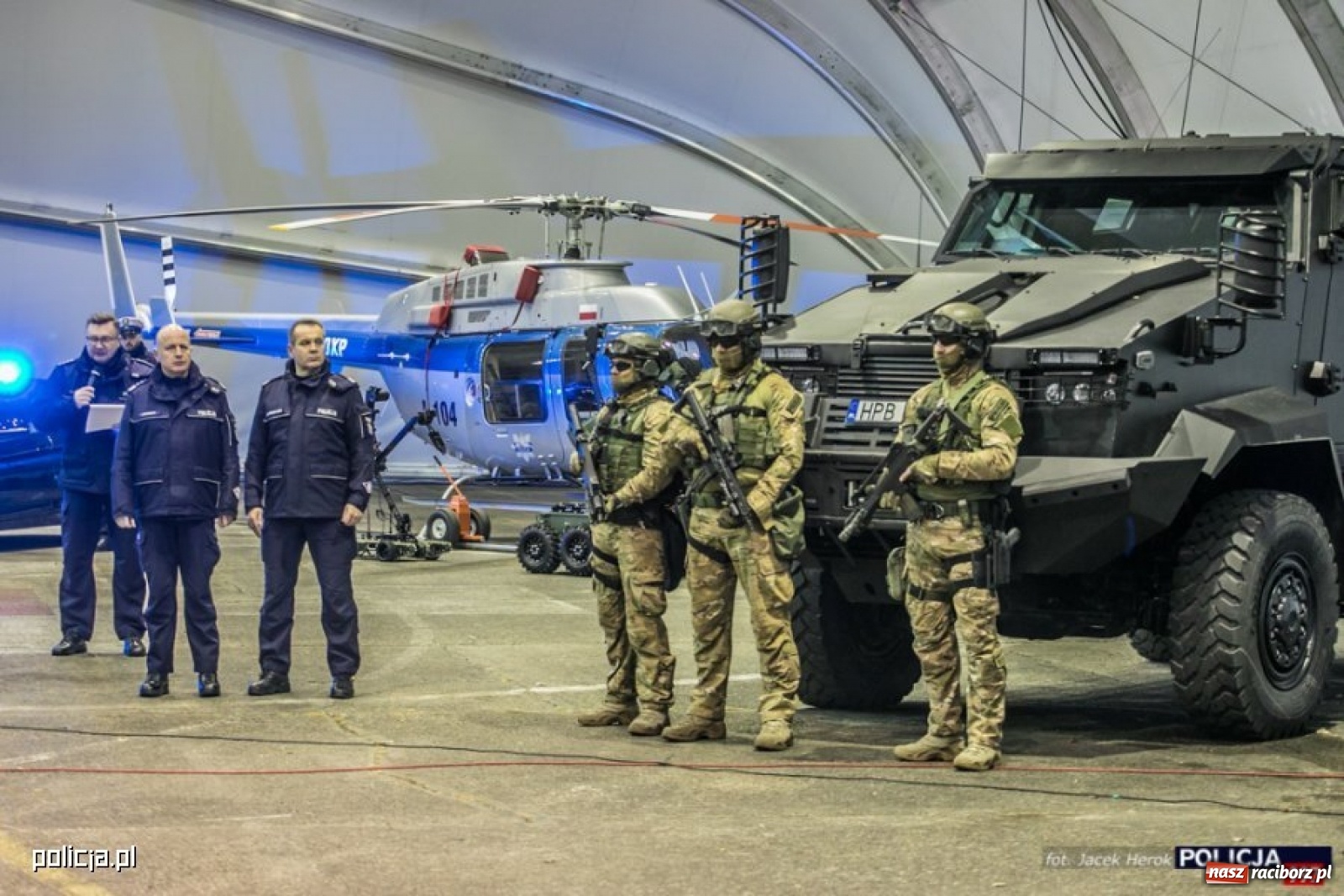 Zdjęcie w galerii na portalu naszraciborz.pl: Polska policja chwali się nowoczesnym sprzętem [FOTO i WIDEO] wiadomości z regionu